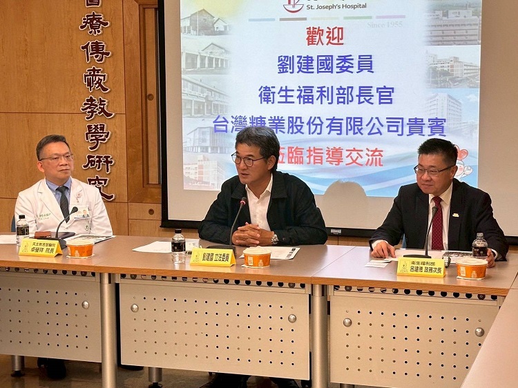 ▲劉建國邀集衛福部、台糖,協調若瑟醫院長照大樓用地,推動兒童早療資源升級。(記者劉春生攝)