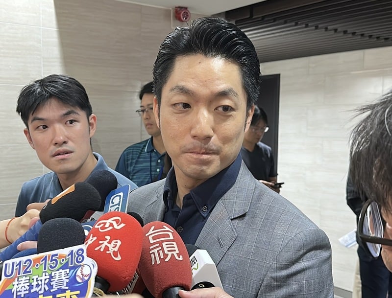 2025台北上海城市論壇輪到上海方舉辦,蔣萬安(中)12日表示,市府已送件給中央審查。中央社