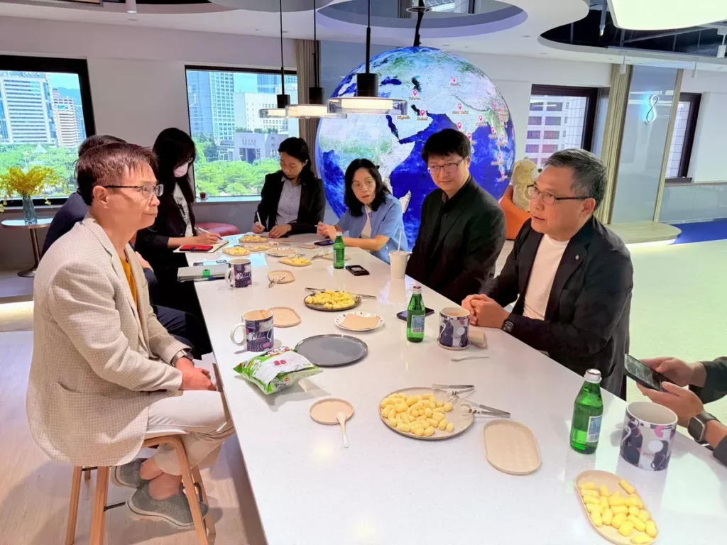 拜訪外貿協會黃志芳董事長