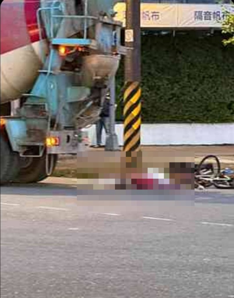 北市南港驚悚車禍!水泥車右轉撞擊自行車 69歲婦人當場身亡