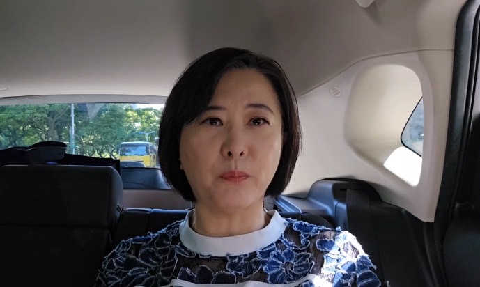 王鴻薇表示,面對這些失控的局面。最後現場竟然找不到率眾上街的苗博雅,原來苗博雅已經見到苗頭不對,落荒而逃,直接的肇事烙跑。(圖/王鴻薇國會辦公室)