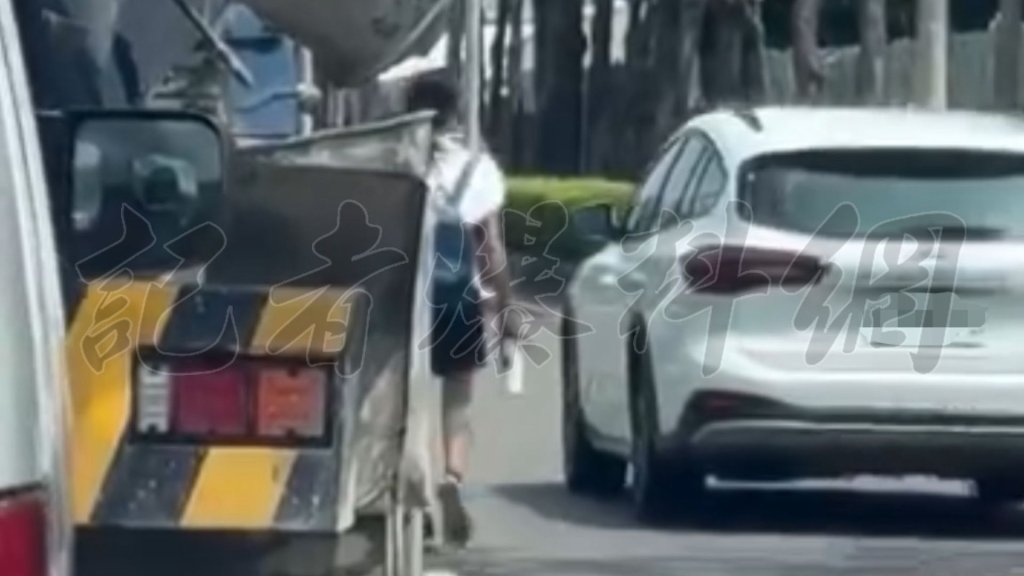 獨/高雄女詭走台1線快車道!「左有水泥車、右有福特」紛紛閃避