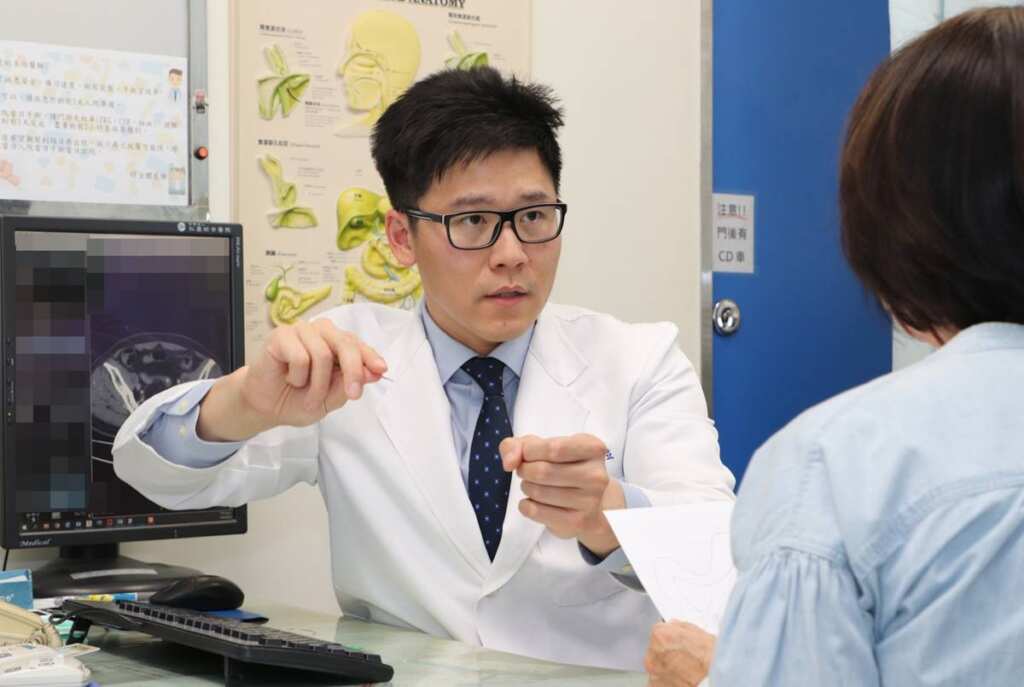 ▲賴以立主任提醒,大腸癌若能早期發現並治療,就能有較理想的結果。(大里仁愛醫院提供)
