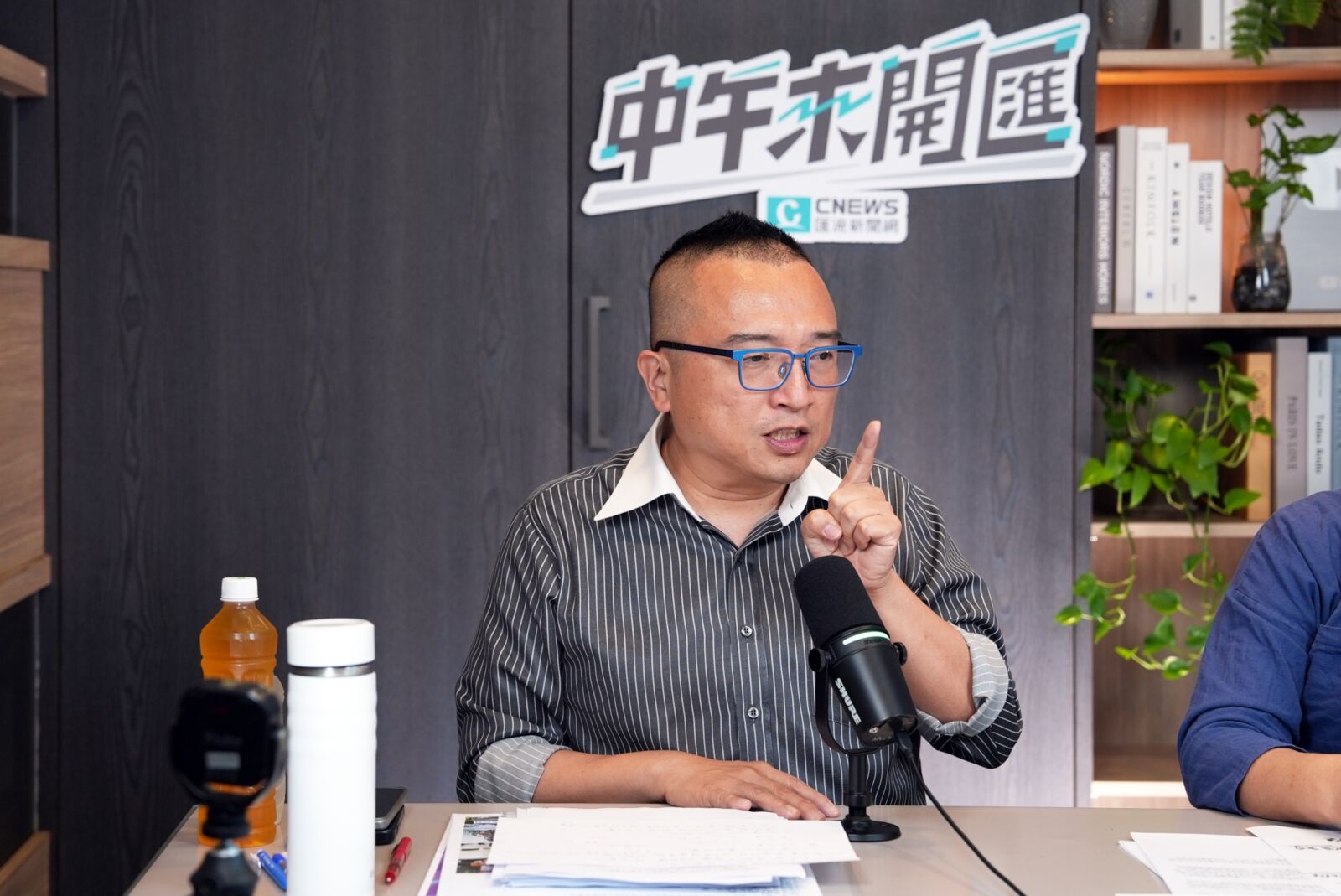 徐國勇指民眾黨得貪污病 周榆修反嗆:民進黨執政日子不久了 188 徐國勇指民眾黨得貪污病 周榆修反嗆:民進黨執政日子不久了 187