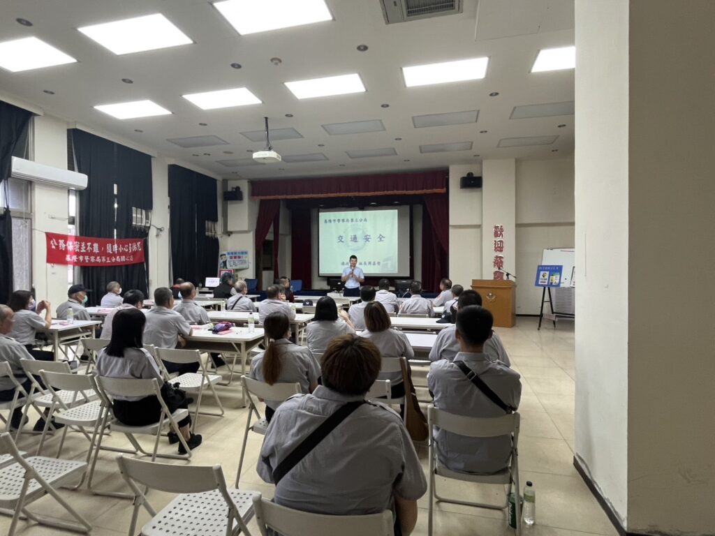 基三警舉辦民防第三中隊常年暨幹部訓練 課程多元涵蓋防詐 救護與交通安全 提升協勤民力專業能量 2 %E4%BA%8C 18