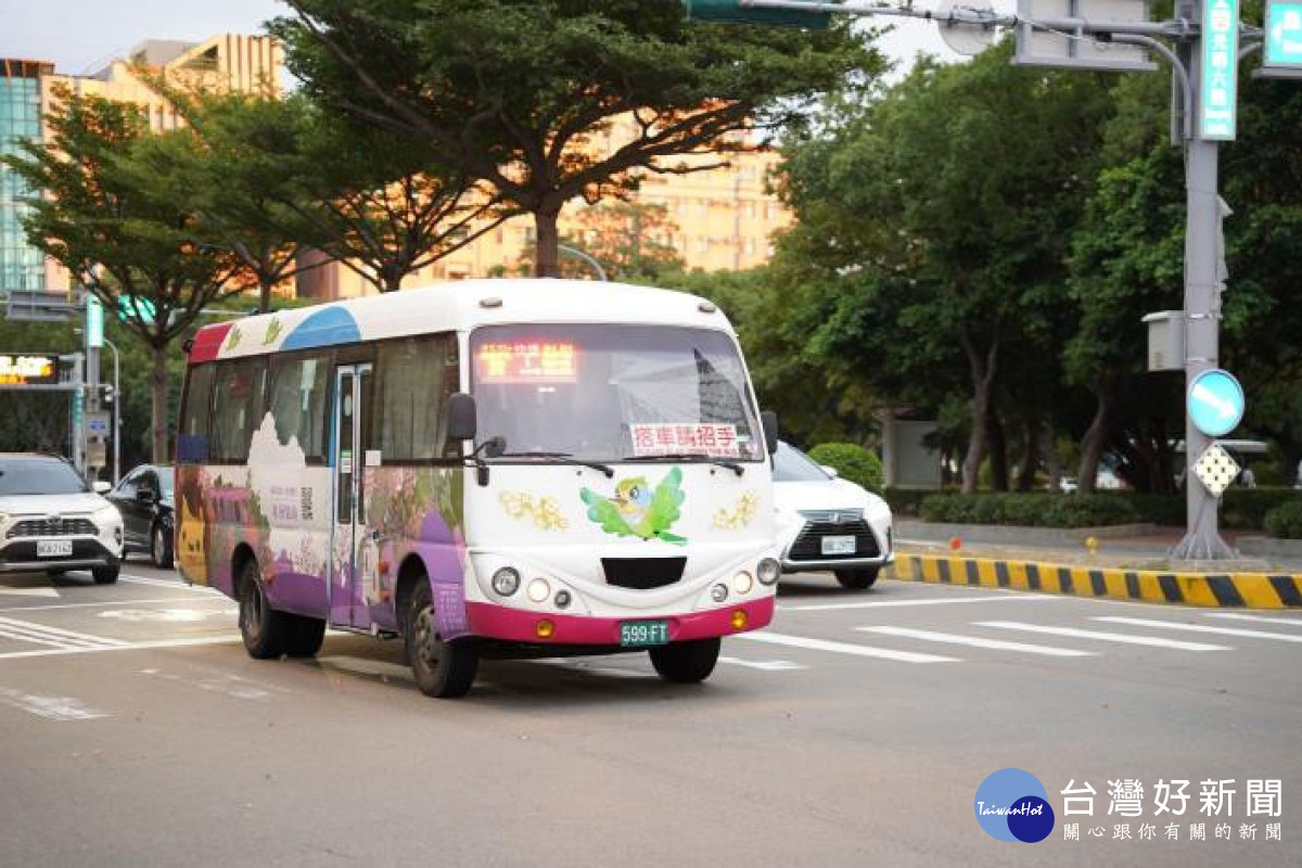 縣府推出「新竹縣市區公車駕駛員受訓即就業補助計畫」，期能吸引駕駛員加入。