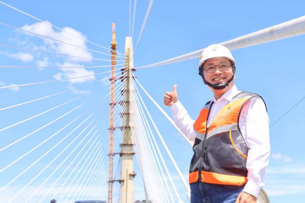 ▲侯友宜表示,淡江大橋通車後可提升北海岸整體交通效能,也是臺灣國際級的新地標。