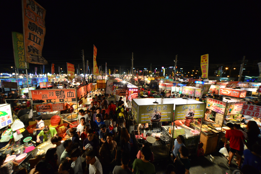 ▲花園夜市人潮。