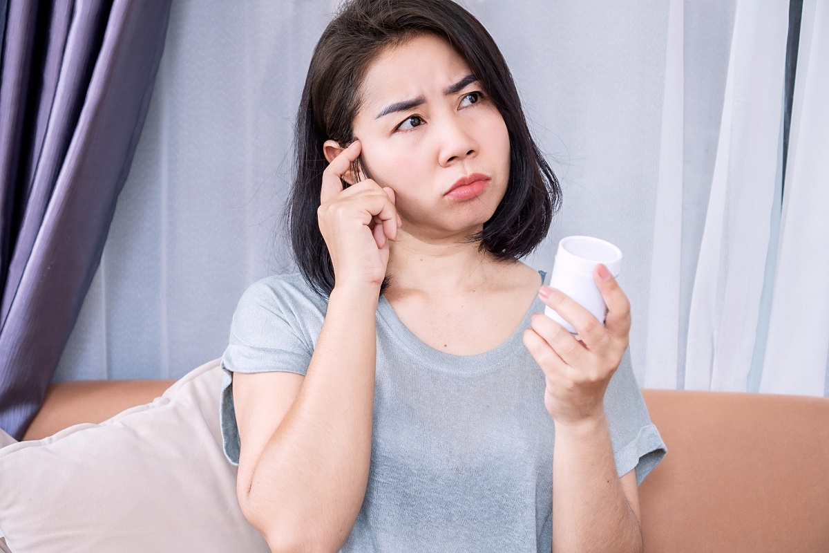 健忘、腦袋卡卡？「日常這些小動作」幫大腦排毒  洗臉、咀嚼、說話都入列