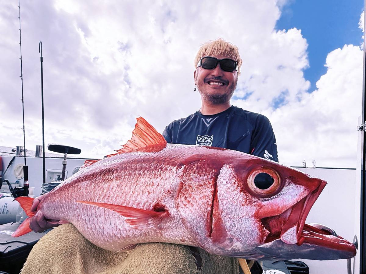 手捲拉起8公斤深海猛魚! KID林柏昇嗨喊:「手捲真男人」