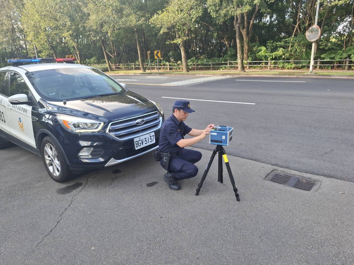 龜山這處路段「超速違規多」 警方祭出移動式科技執法 S 397271079