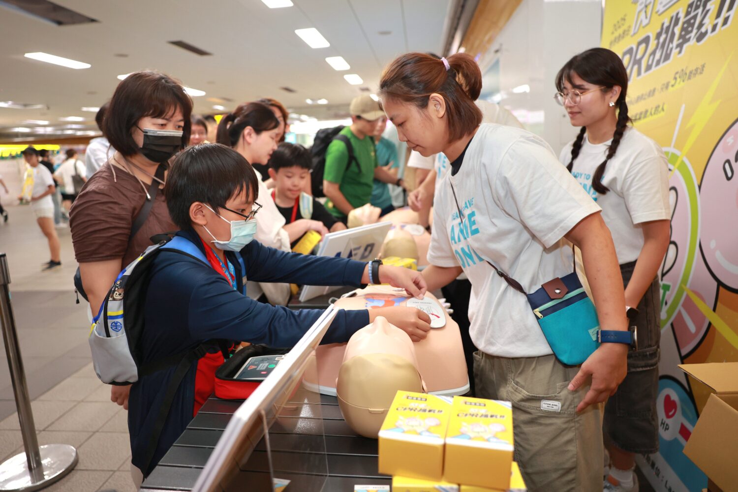 數據顯示,台北捷運使用CPR+AED的患者存活率高達50%,顯著優於全國平均值,可見急救教育的重要性。(圖/主辦 提供)