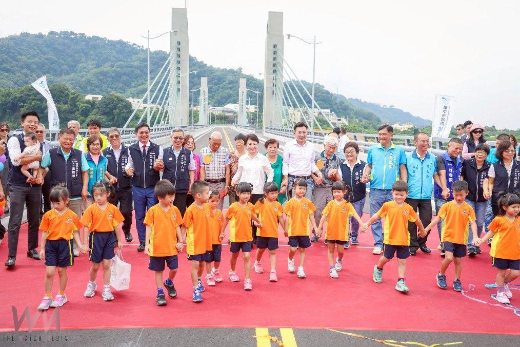 提前4個月完工通車!中市府斥資10億元改建埤豐橋 市長盧秀燕:要給市民一條安全回家的路 - https://www.watchmedia01.com