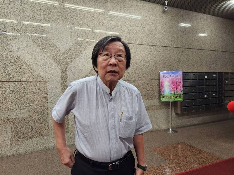 民進黨2026選對會共同召集人邱義仁17日表示,除了很少數有困難的縣市之外,原則上要在明年農曆年前,完成所有的縣市首長提名或徵召。 中央社