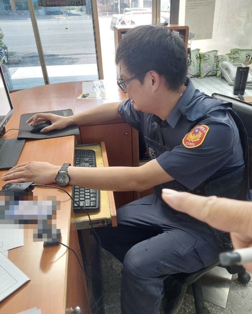 岡山警方查獲偽造車牌-女駕駛情緒失控連傷三警