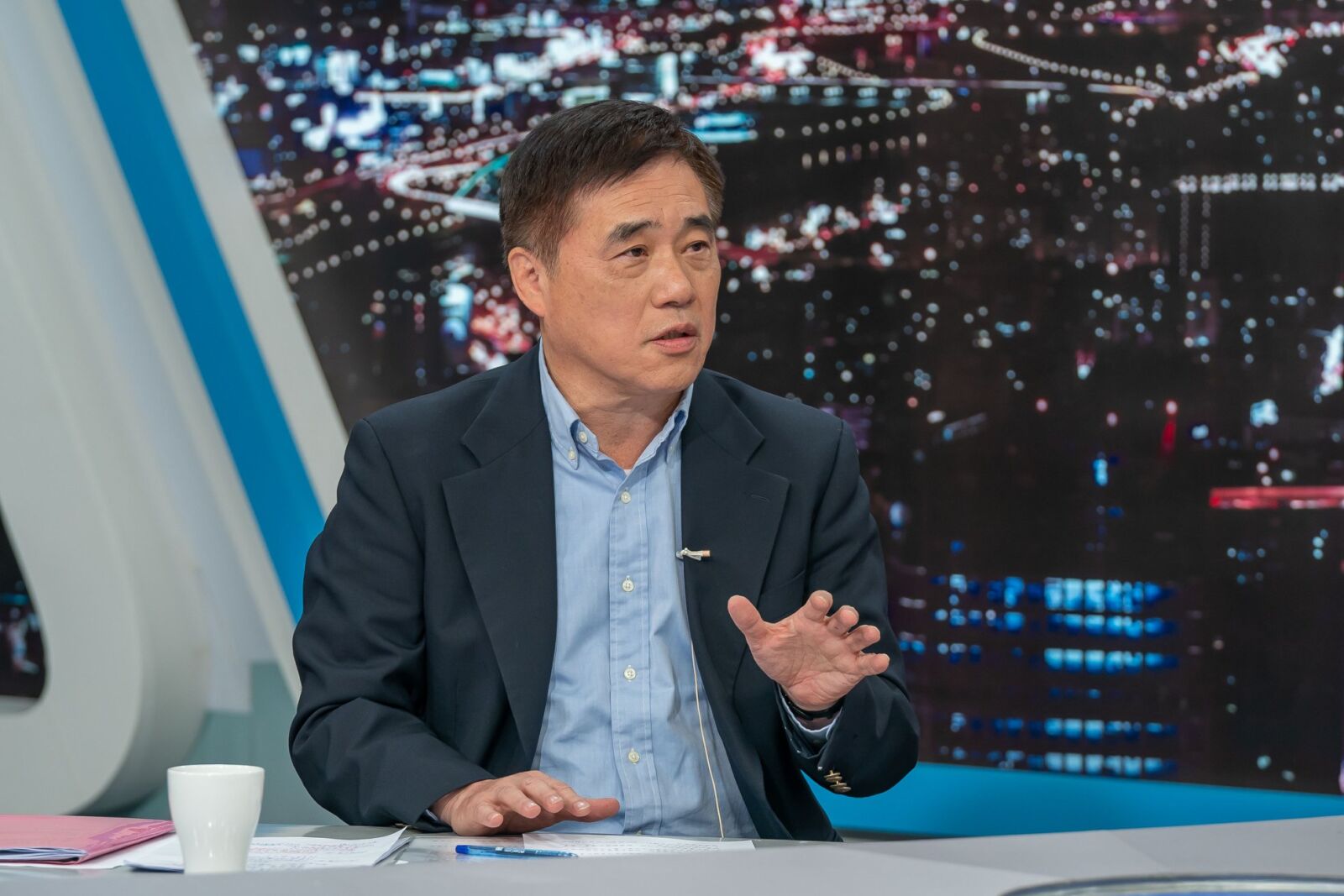 證實張榮味與多位議長力挺郝龍斌 張麗善:眾望所歸黨主席人選 230 證實張榮味與多位議長力挺郝龍斌 張麗善:眾望所歸黨主席人選 229
