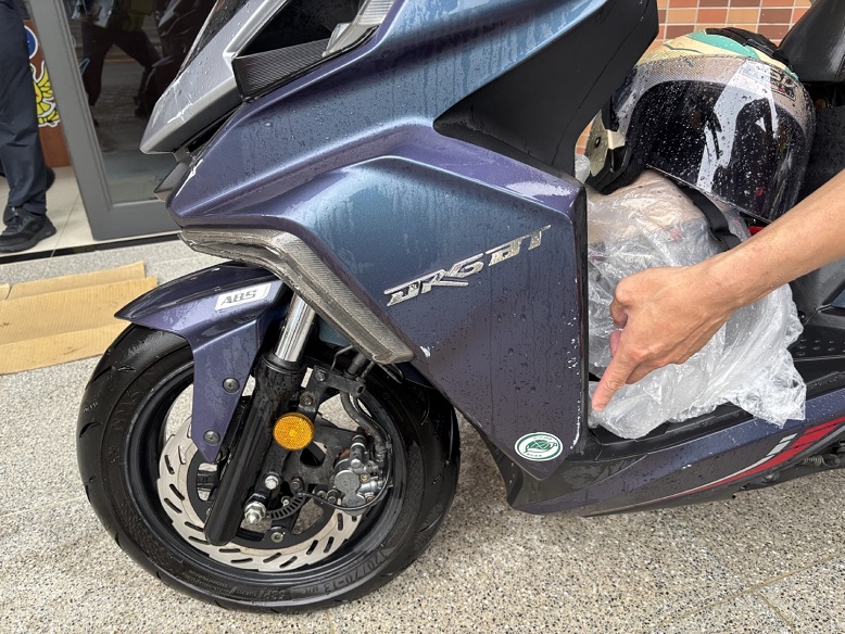 ▲每輛車對於車主而言都是心頭肉,見愛車損傷實在很心疼。