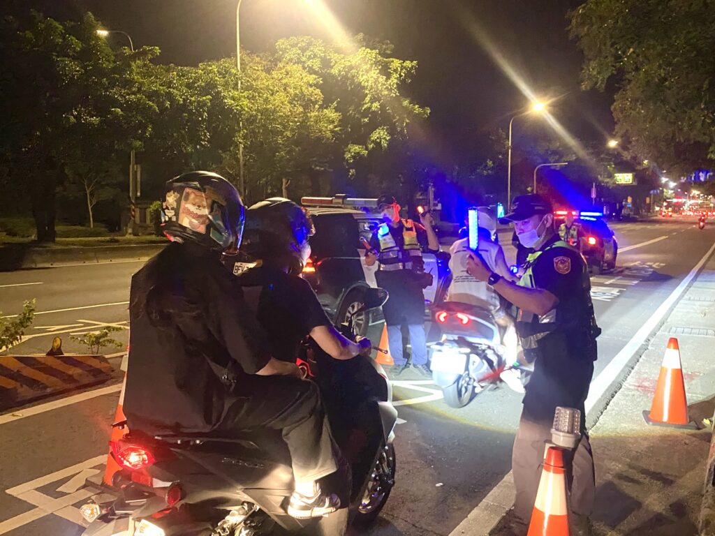 酒後不上路 北投警執法宣導雙管齊下嚴防酒駕 3 1758076152368