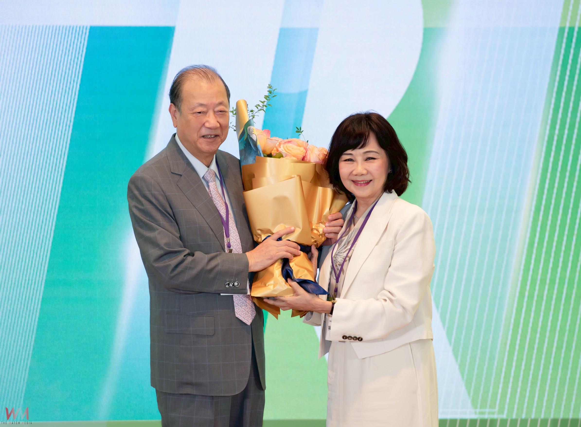 領航生醫產業邁向國際 中醫大暨醫療體系董事長蔡長海 榮膺工研院院士 - https://www.watchmedia01.com