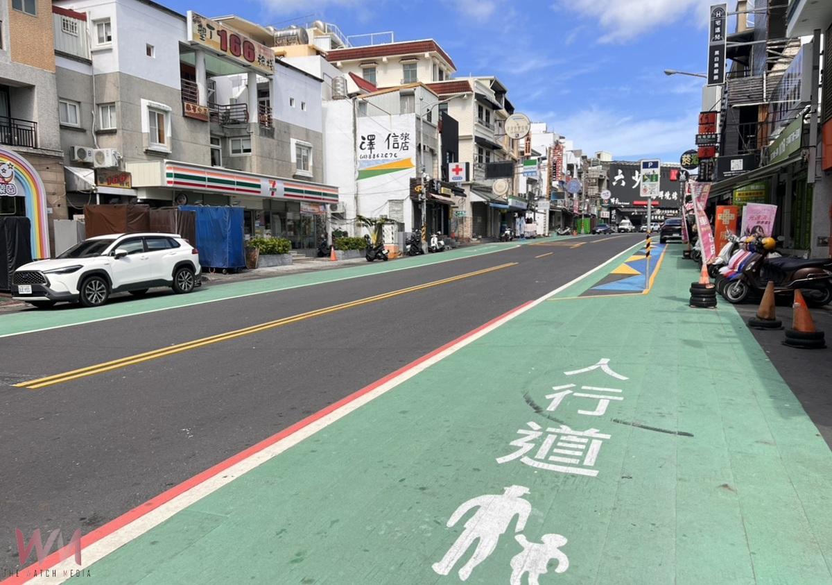 墾丁大街人行空間改善完工 綠色帶狀與幾何圖形設計醒目 - https://www.watchmedia01.com