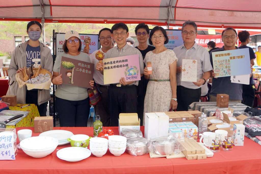 ▲大葉大學環境教育中心舉辦綠生活二手市集。（記者林明佑翻攝）