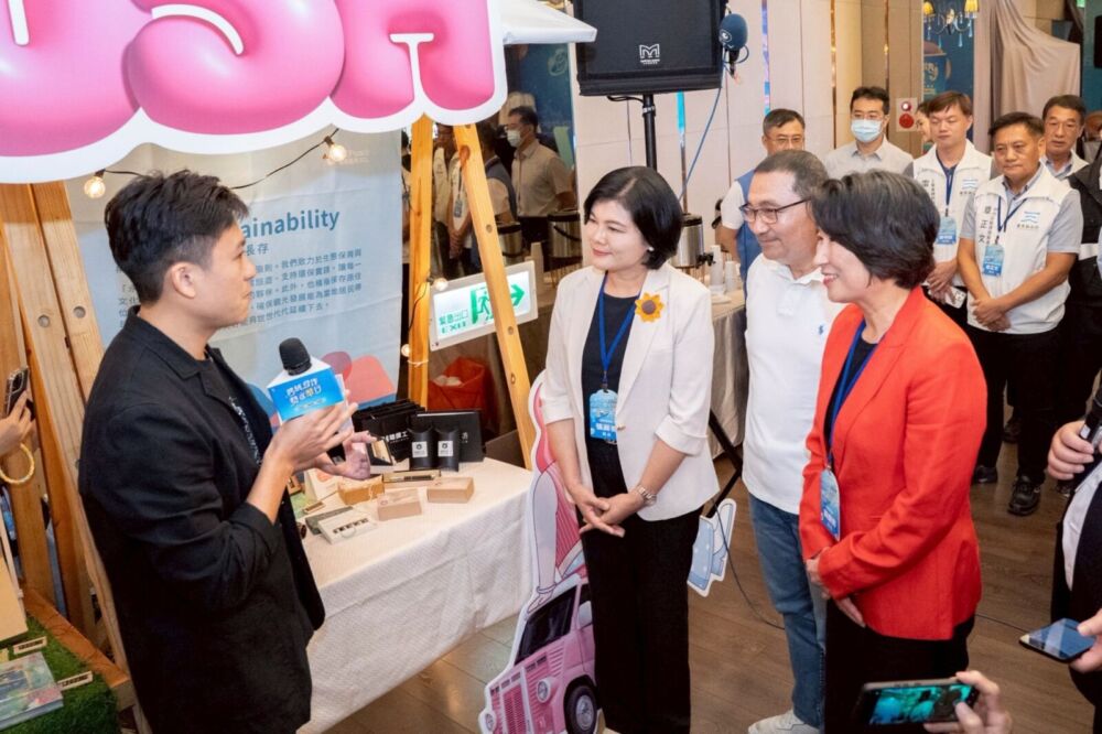 攜手侯友宜、張麗善城市幣跨域互通上線 饒慶鈴：開創數位合作新紀元