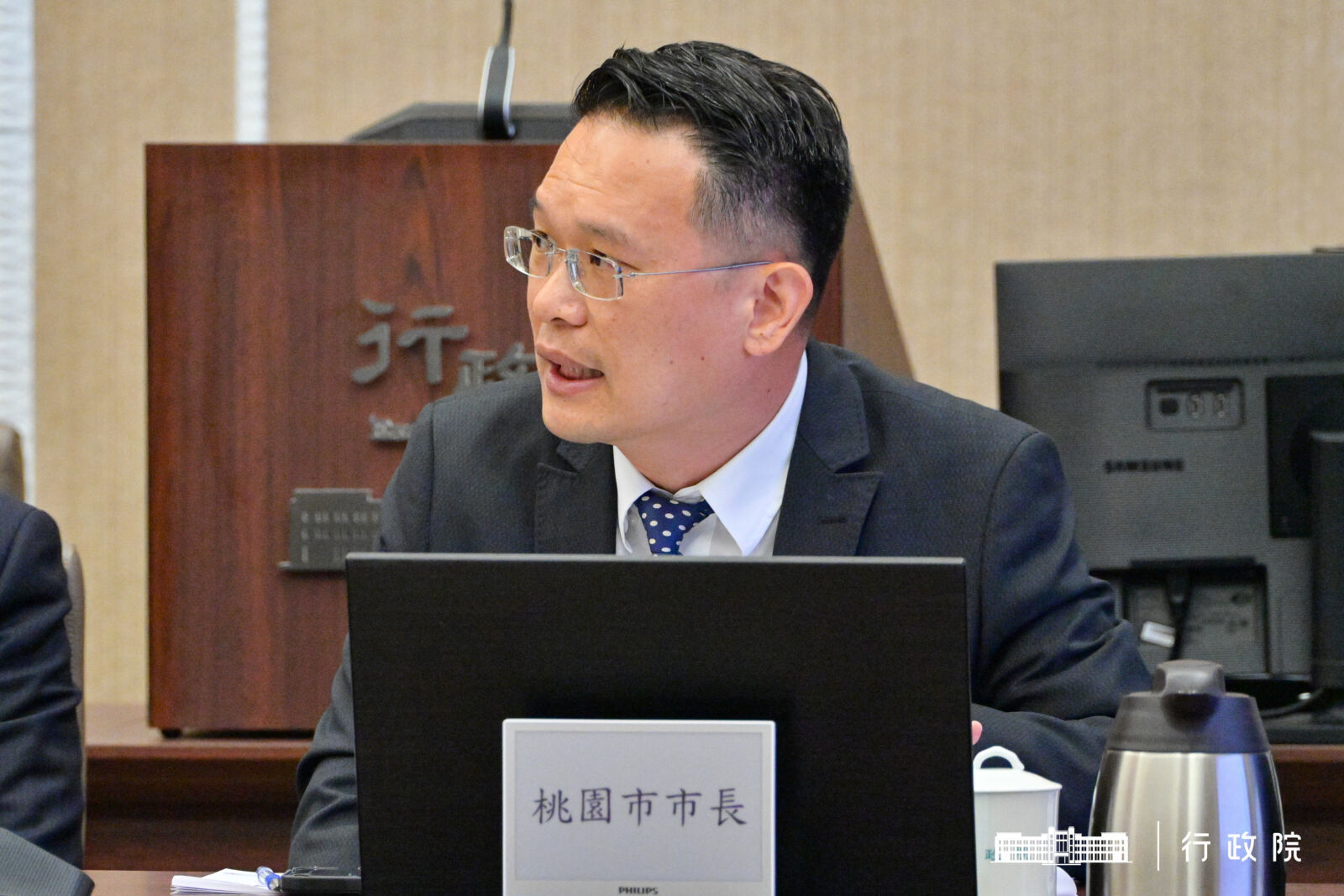 蘇俊賓籲政府正視職場不友善　倡議提升男性育嬰留停比例 215