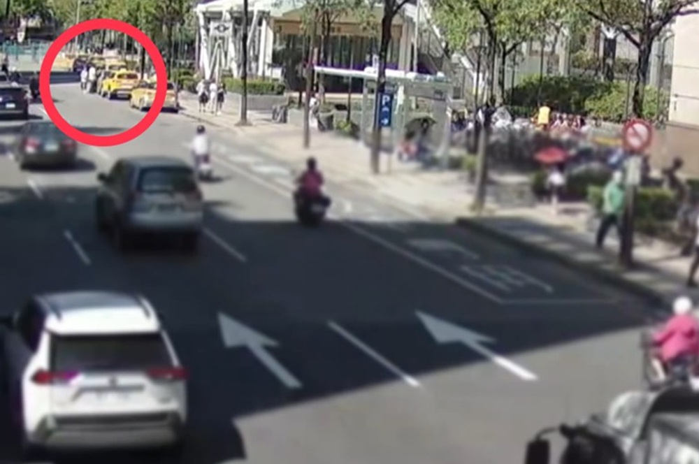 懷疑前任騷擾現任 48歲男捷運站出口爆拉扯 226 cnews204250918a09