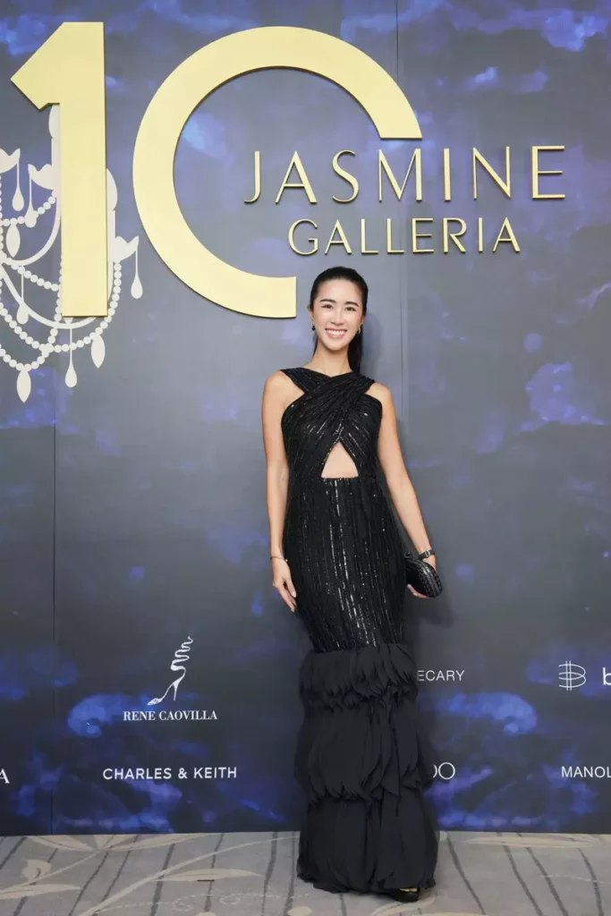 名媛譚以欣 Olivia