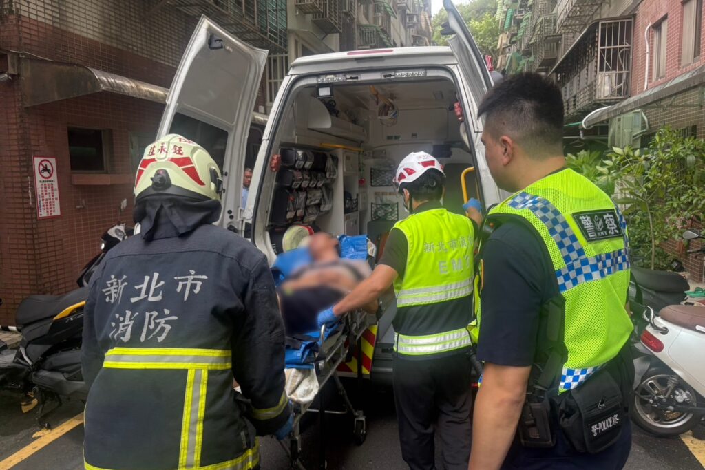 公司憂員工失聯報警  瑞芳員警機警協同消防破門救人