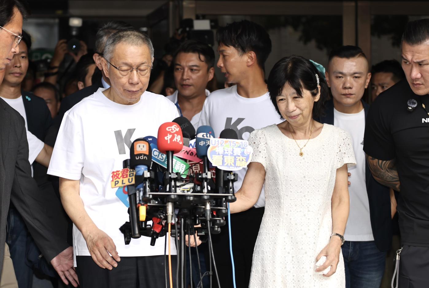 陳佩琪20日表示,監控中心打電話清晨3、4、5時查行蹤,導致柯文哲睡眠惡化。資料照片/林啟弘攝