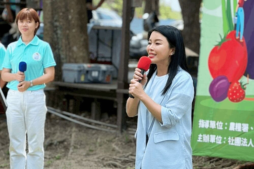 陳駿季率團赴美擴大採購 張嘉郡憂犧牲台灣農業與農民 238 照片來源:張嘉郡臉書