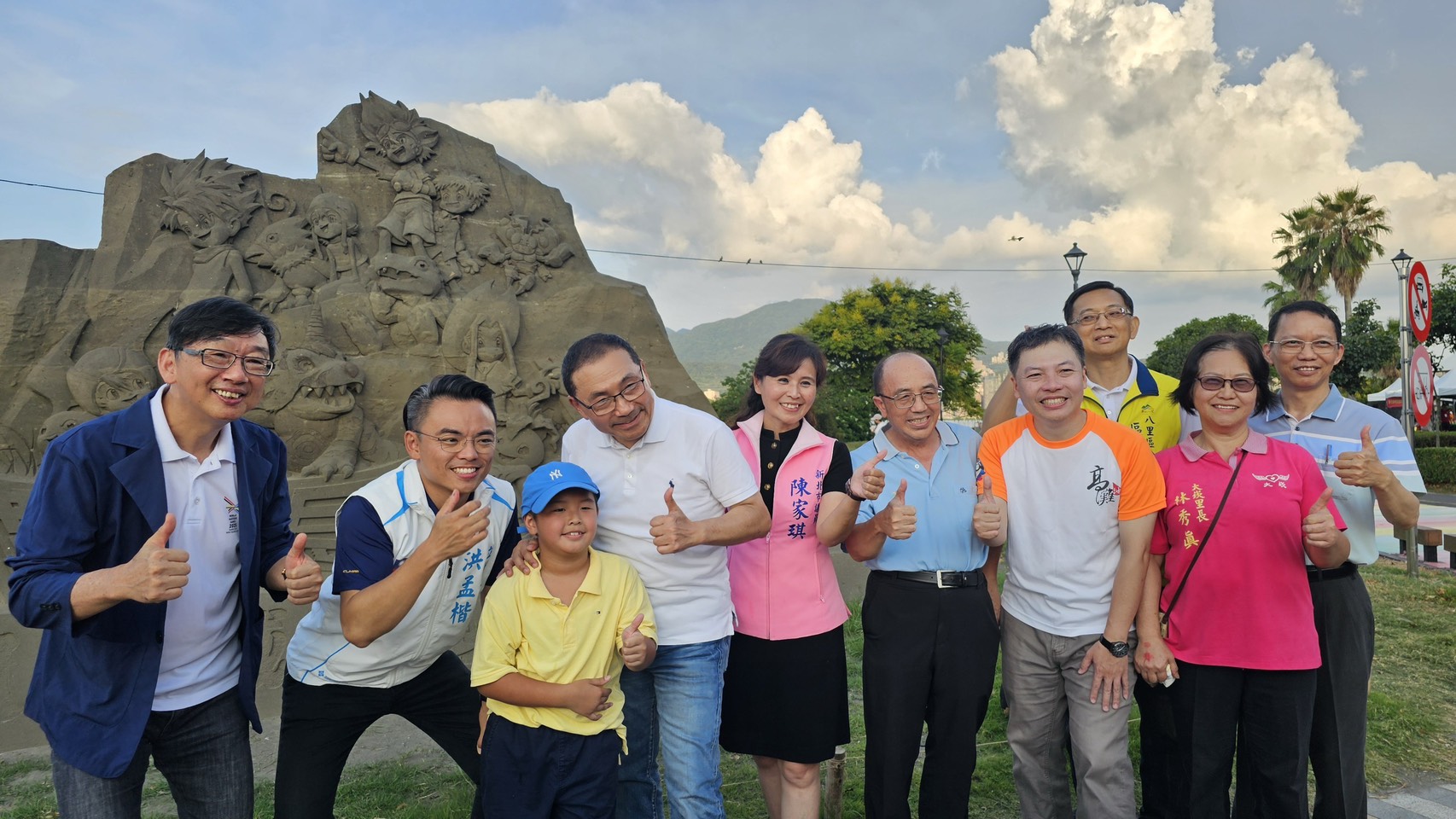 侯友宜視察八里城市沙雕展延長至11月2日 加碼沙雕師工作坊 - https://www.watchmedia01.com