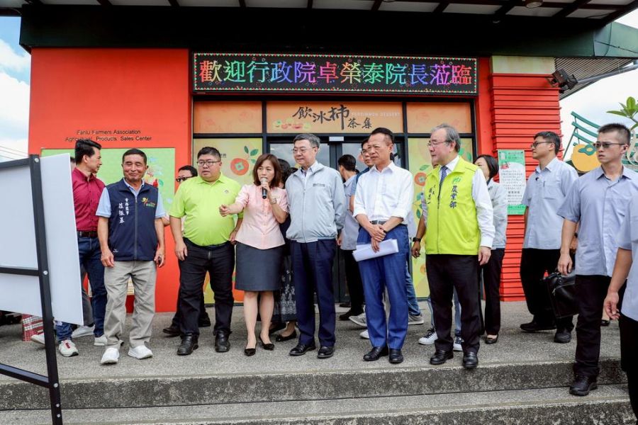 卓榮泰院長視察番路鄉農會 中央地方合力推動柿子產業升級