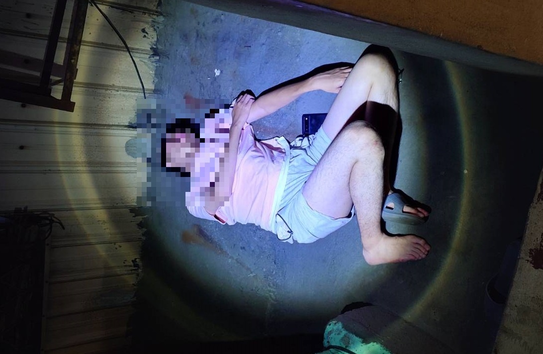 ▲圖說:民眾深夜返家,赫見陽台躺著一名翻白眼男子全身抽搐,嚇得急報警 (圖/台中市政府 提供)