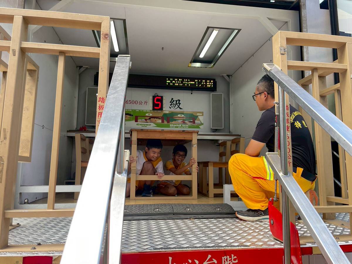 山腳消防分隊強化學童防災意識 四大體驗站傳授自保技能 1204283 0