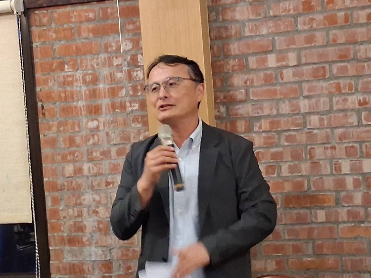 ▲新任國立雲林科技大學校長張傳育,辦學有方,表示將使雲科大邁向科技大學先鋒,使校務蒸蒸日上。(記者劉春生攝)