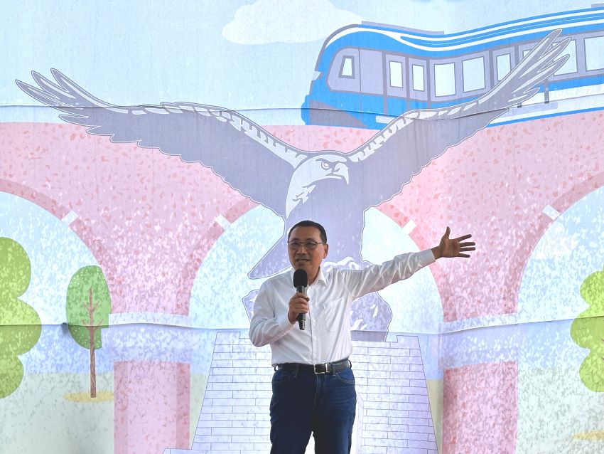 全台唯一捷運仿古拱橋 三鶯線飛鳶廣場思古迴廊啟用 1 《圖說》新北市長侯友宜致詞強調,捷運不再只是捷運!〈捷運局提供〉