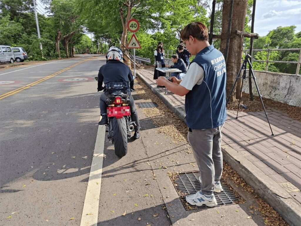 ▲彰化縣攜手中彰投啟動「雷霆靜音」,聯合稽查全面打擊噪音車。(彰化縣環保局提供)
