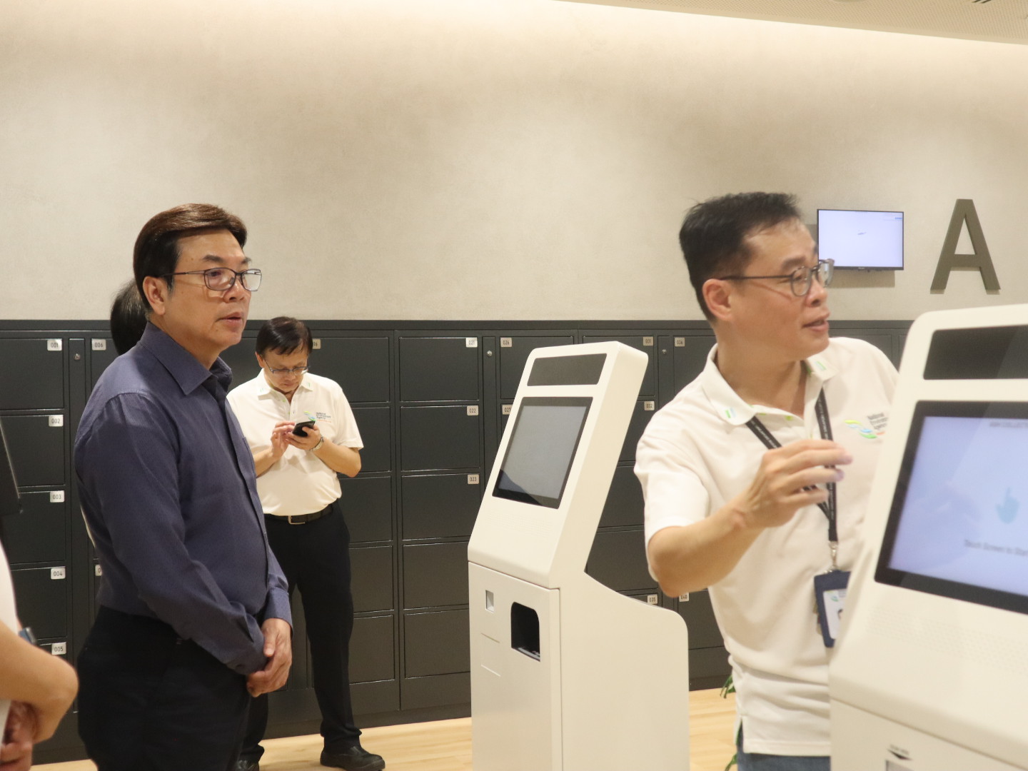 劉和然率團考察新加坡 借鏡殯葬政策迎高齡化挑戰 228 CNEWS195250924a02