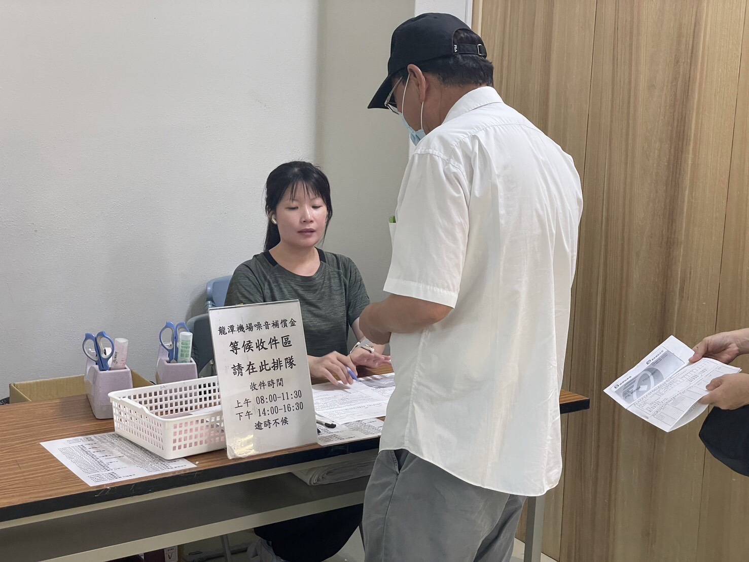 陸軍龍潭基地航空噪音補償9/30申請截止 環保局導入多項便民措施 環保局積極協助推動軍機噪音補償作業 7萬戶居民可領現金補助 申請作業延長至9月30日共3
