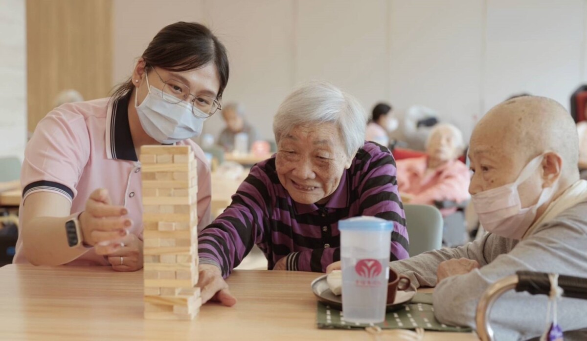 ▲諾亞克是長照系統領航者,台灣超過3500家單位使用,深受長照機構好評。(圖/業者提供)