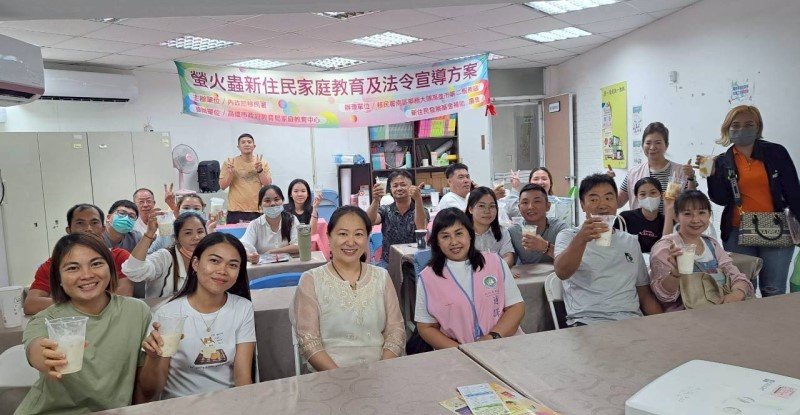 多元文化交流講座 新住民賴愛仁談臺菲融合 現場製作菲式玉米剉冰