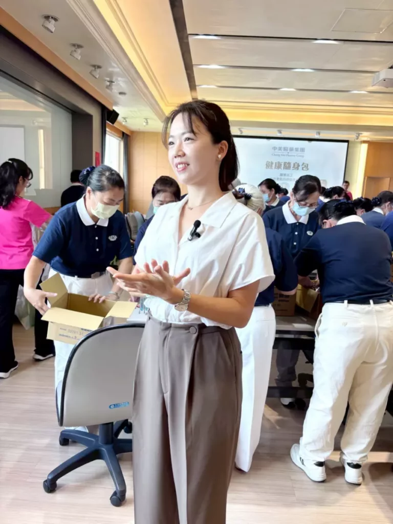 中美醫藥集團品牌總監林宜琳分享自身救災經驗