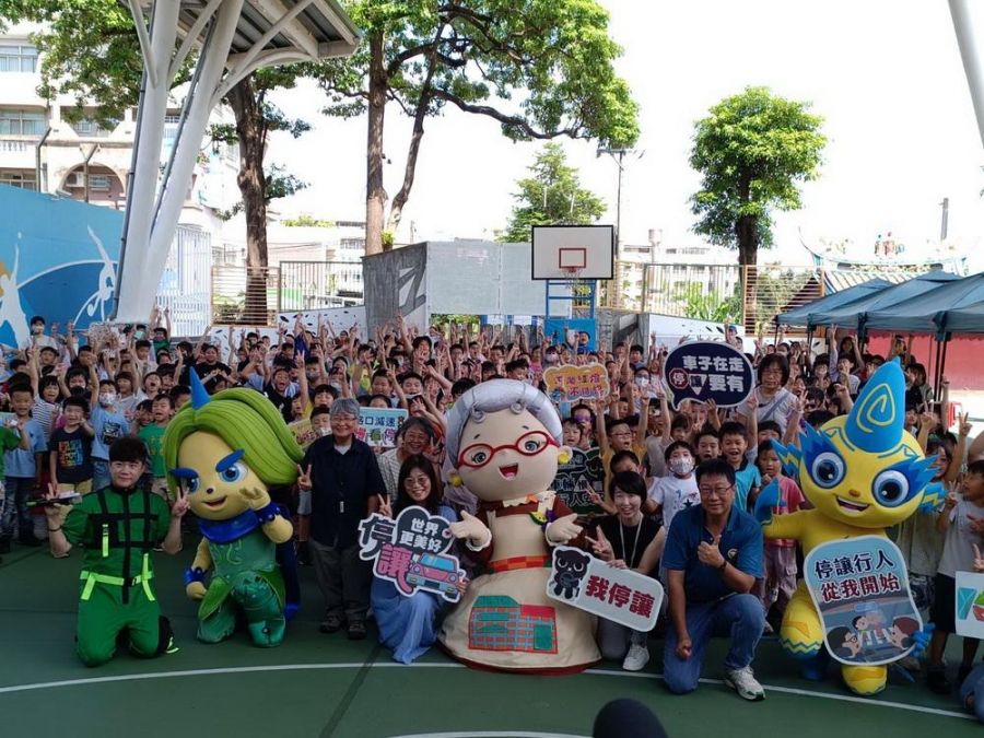 高雄有愛 通學無礙 高市教育局攜手公視推廣交通安全