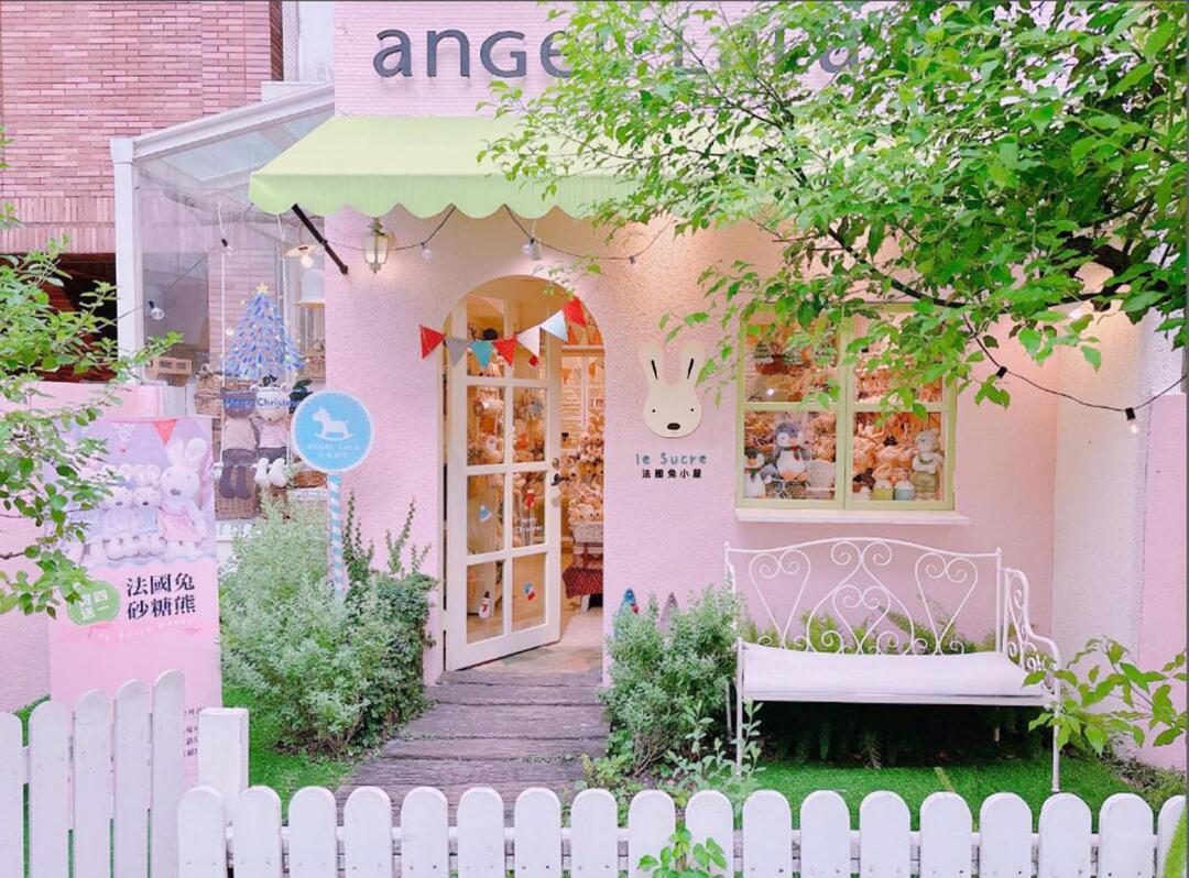 走進台中西區療癒小店,讓法國兔陪你找回柔軟時光(圖/Medick Marketing Ltd.提供)