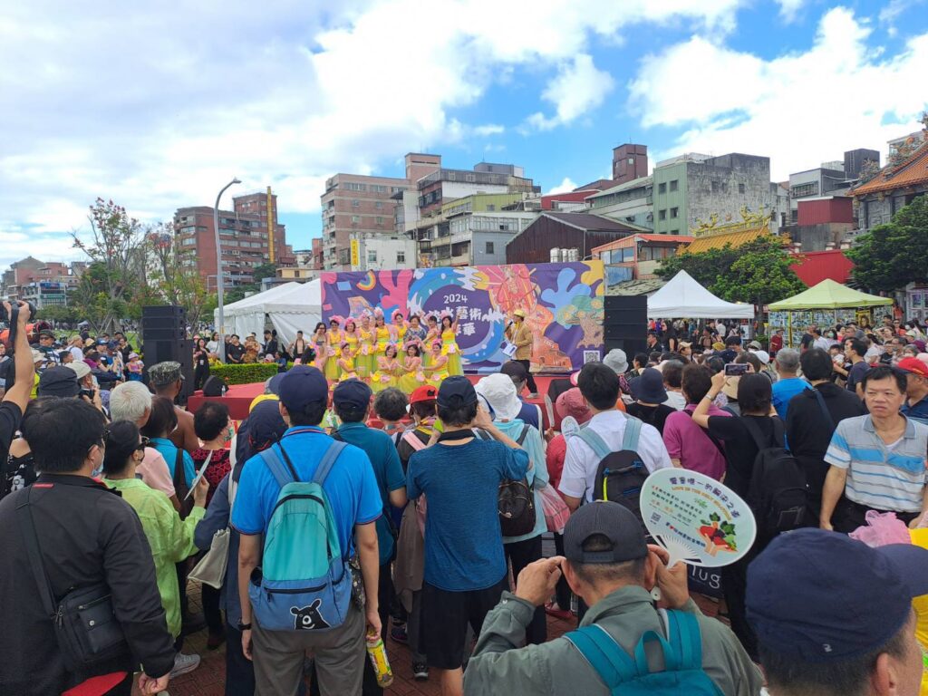 淡水藝術嘉年華 走著橋 週末登場 淡水警啟動交通管制 12 1758779374227