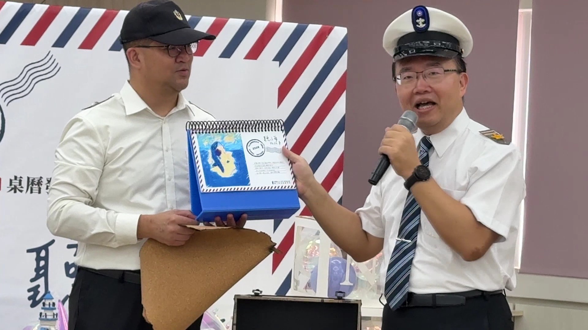 (有影片)/「大海桌曆」暖心登場!和美實驗學校孩子用畫筆說勇氣 - https://www.watchmedia01.com