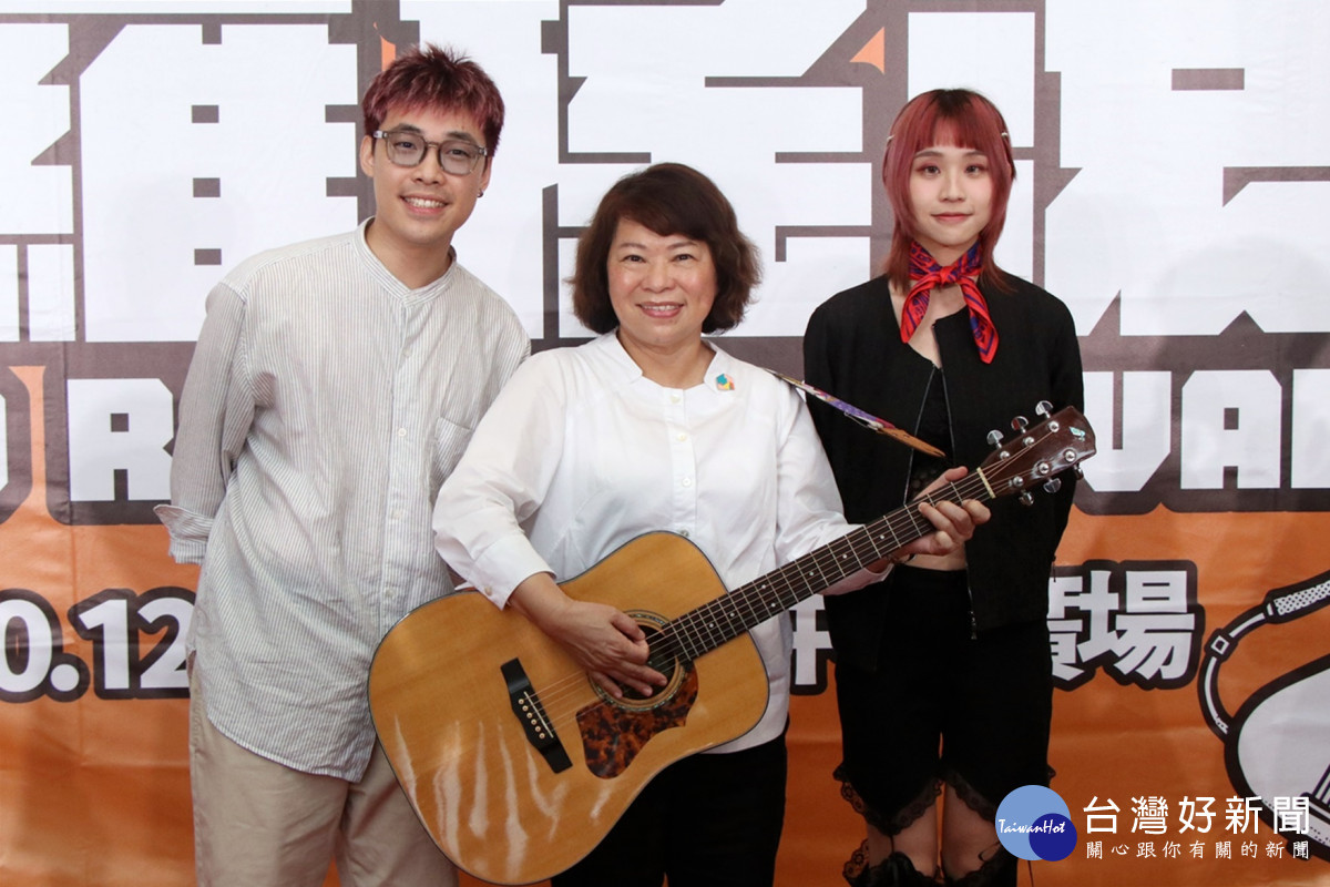 「2025諸羅搖滾音樂祭」將於10/11、12 一連兩天在嘉義市中央廣場登場,嘉義市長黃敏惠今天揭曉超強卡司,為活動揭開序幕/嘉義市府提供