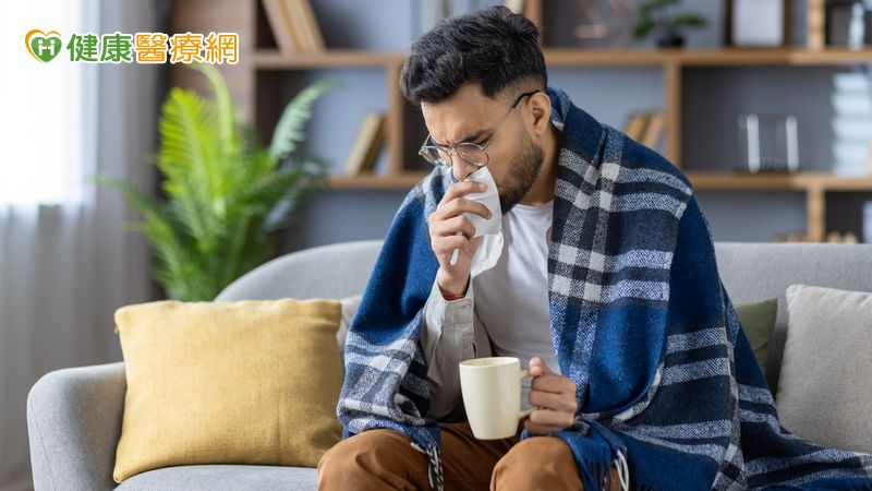 今年本土首例!外籍男印度旅遊返台發燒、腹瀉竟是染上「副傷寒」